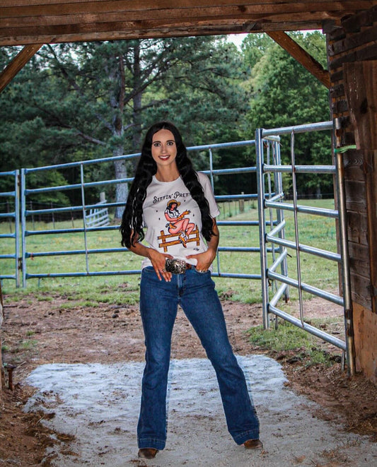 Sittin' Pretty Tee image 0