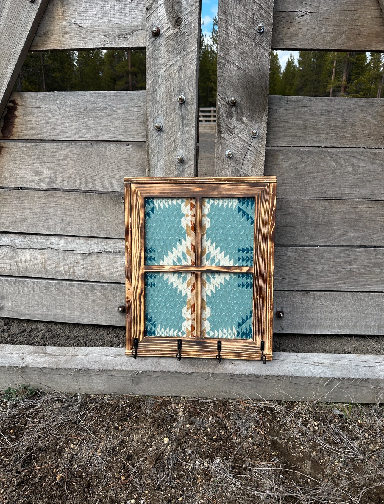 Rancho Arroyo Aqua Earring Holder