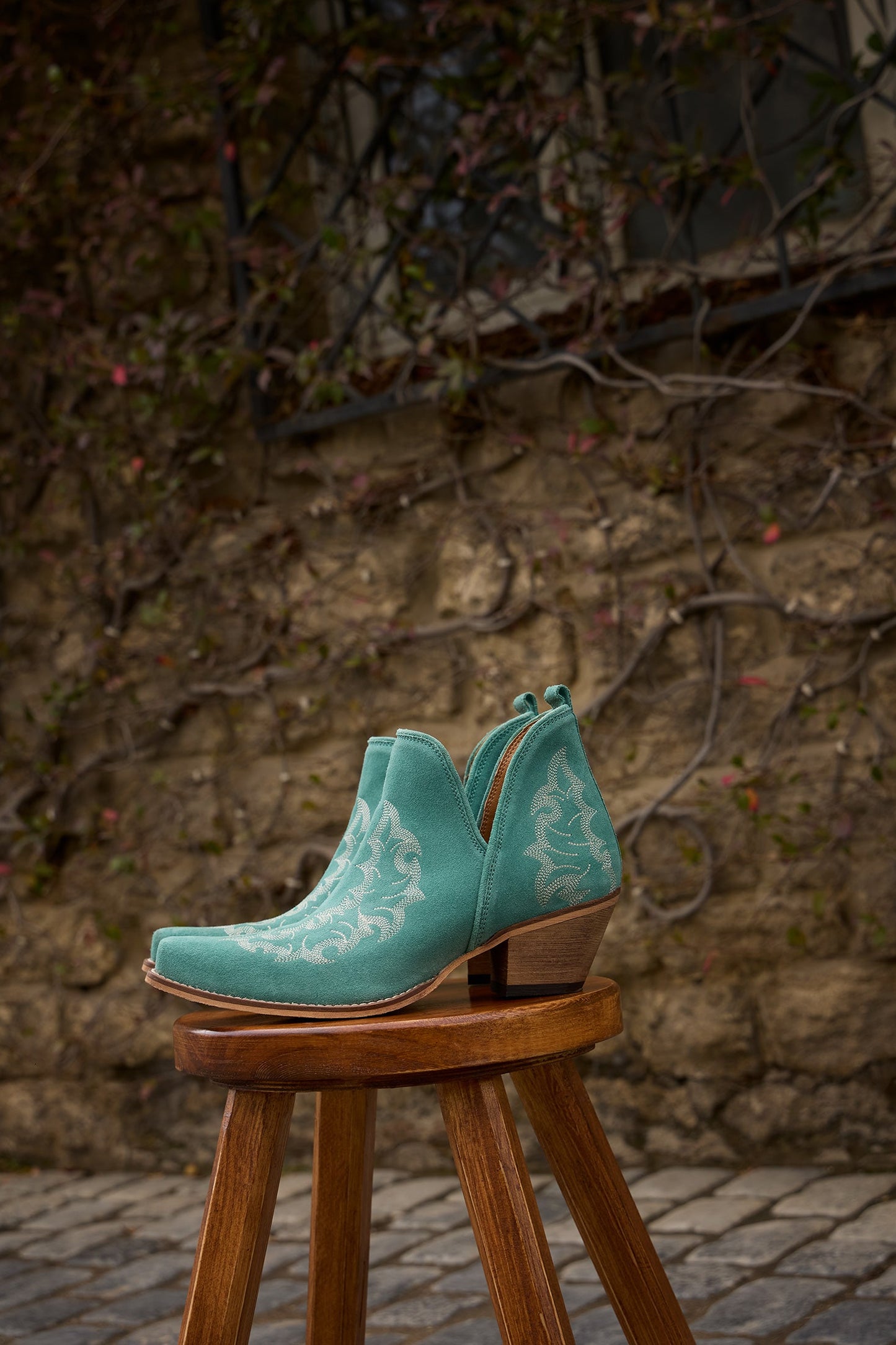 Trail Runner Booties - Sky Blue