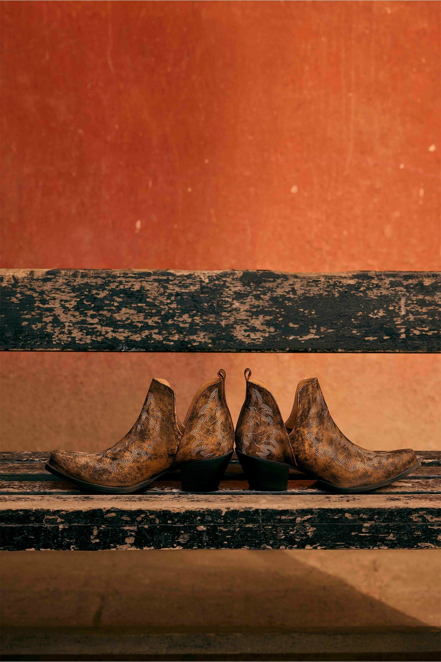 Moonlight Mesa Booties - Crackle Brown